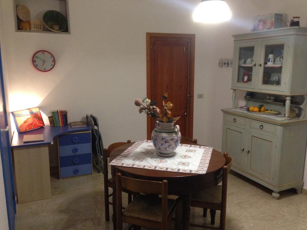 קוסטונאצ'י Casa Con Verande Sul Mare A 2 Minuti A Piedi Dalla Spiaggia חדר תמונה