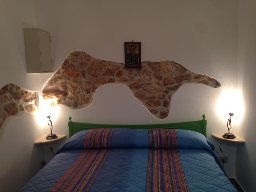 קוסטונאצ'י Casa Con Verande Sul Mare A 2 Minuti A Piedi Dalla Spiaggia חדר תמונה